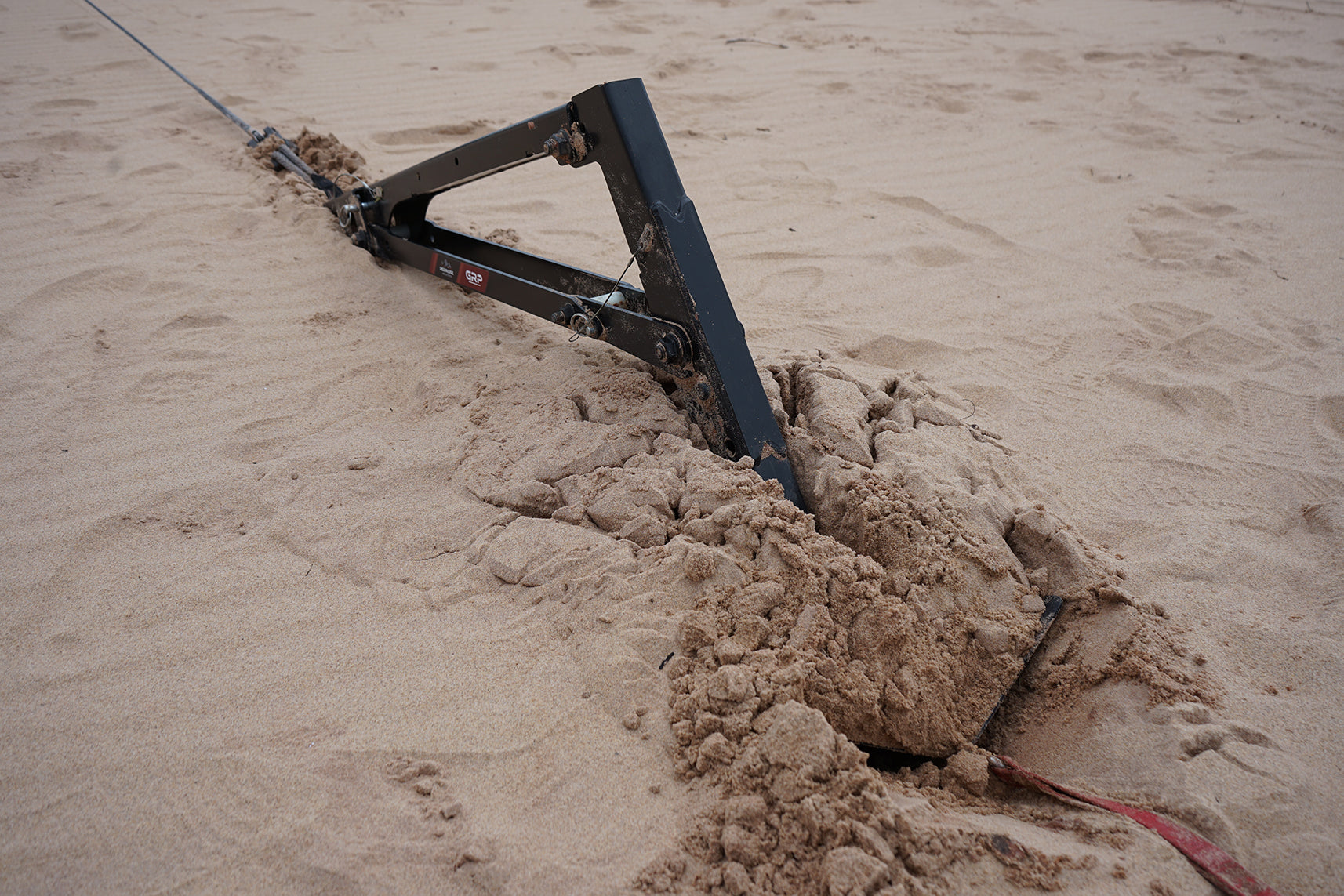Big GRP, Beginning to dig into sand.